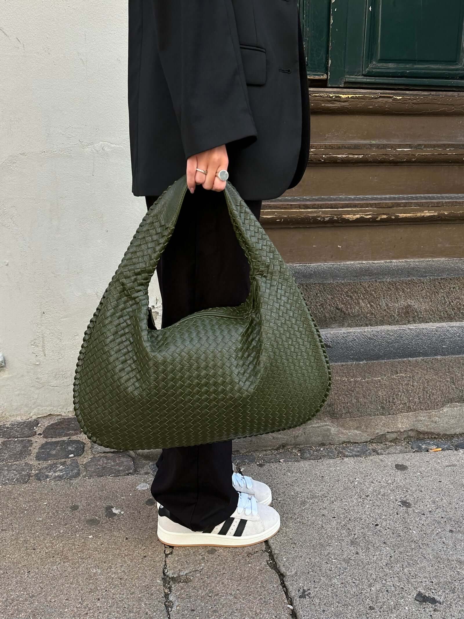 Amara Shoulder Bag