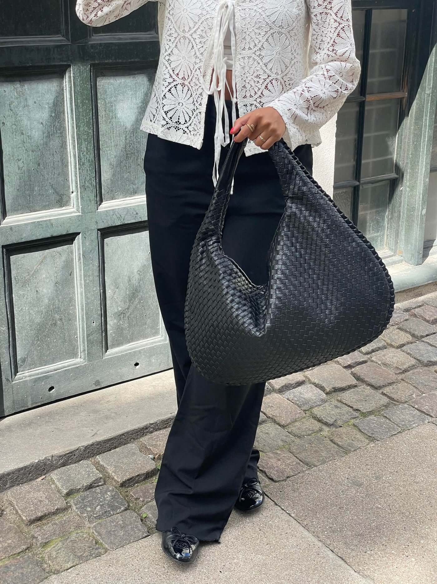 Amara Shoulder Bag