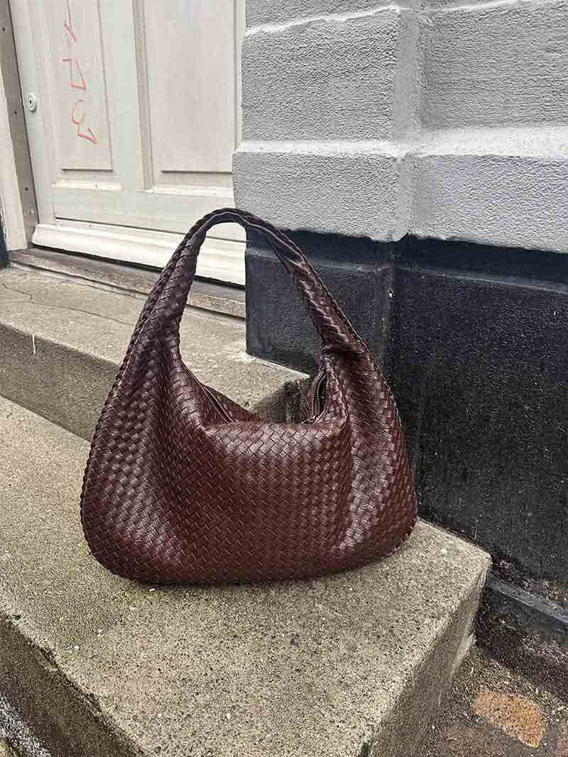 Amara Shoulder Bag
