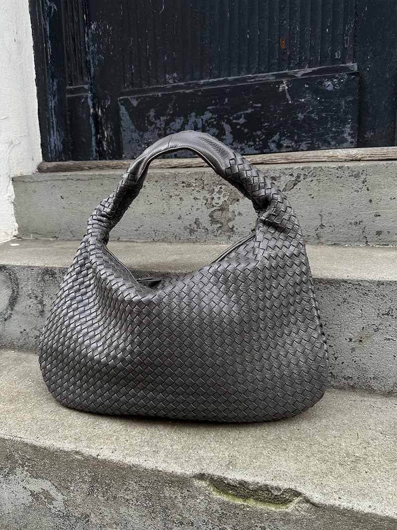Amara Shoulder Bag