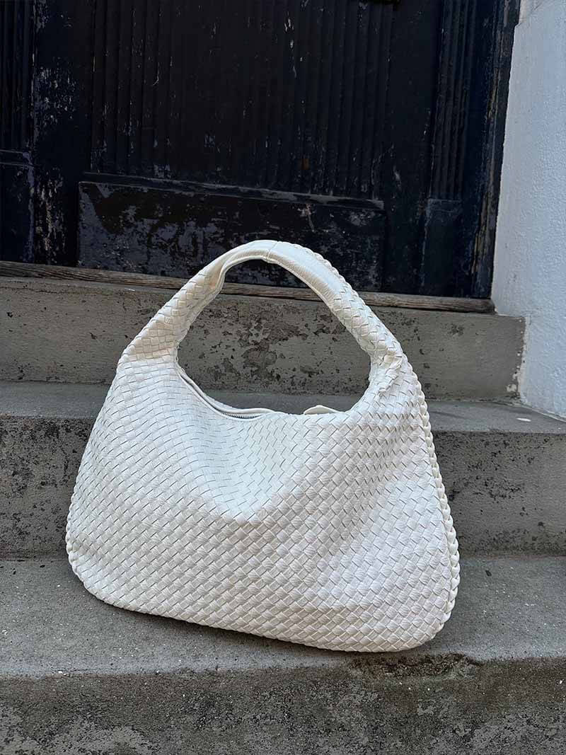 Amara Shoulder Bag